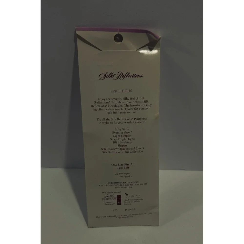 Vintage 1995 Hanes Silk Reflections Knee Highs Soft Taupe 775 2 Pair NOS NIP